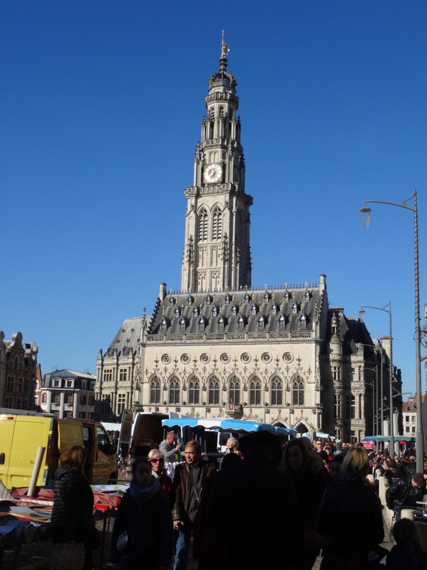 Appart Pop 1 Centre Ville Calme Avec Parking Arras Luaran gambar